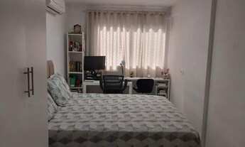 Imagem 2: Imóvel aconchegante à venda com 2 quartos, sendo 1 suíte, e 2 banheiros no tota