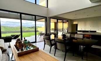 Imagem 2: Casa de Alto Padrão em Volta Redonda