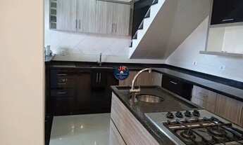 Imagem 5: Sobrado à venda no bairro Sítio Cercado - Curitiba/PR