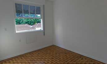 Imagem 7: Apartamento de 111 m² com 2 quartos sendo 1 deles com armários embutidos