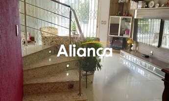 Imagem 7: Casa Mobiliada com 4 Dormitórios, 400m², no Bairro Jardim Itú