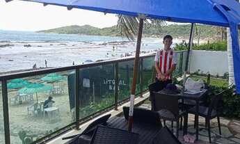 Imagem 2: Pé na Areia! Apartamento Beira-Mar com Piscina e Vista Incrível!