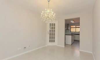 Imagem 12: Sobrado de Frente para Rua no Tingüi 143 m² Privativos