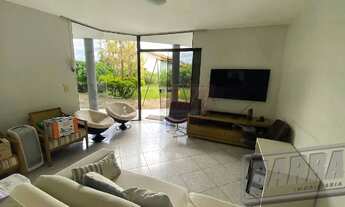 Imagem 4: Rua 08 Casa com 5 dormitórios