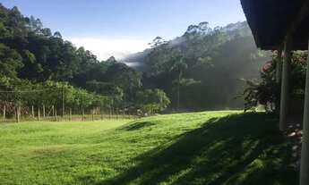 Imagem: Sitio 10 alqueires. Em Piracaia SP