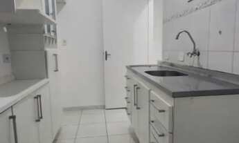 Imagem 2: Oportunidade, perto do Pronto Socorro do Pq Ind, cozinha com armários e mais..