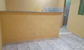 Imagem 2: Alugo casa no Itapoã,ótima localização