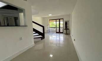 Imagem 2: Alugue Casa Duplex com Vista para Lago em Lauro-Freitas