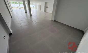 Imagem 4: Sala Comercial no Centro de Tijucas, 223m², 2 Banheiros para Alugar