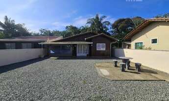 Imagem 2: Casa de alvenaria com 4 dormitórios - 300m do mar