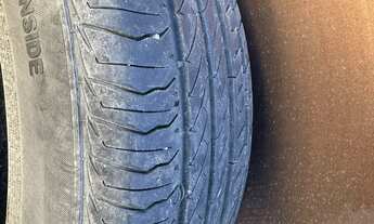 Imagem 6: Pneus seminovos, excelente estado