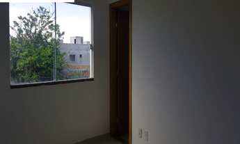 Imagem 2: Casa para aluguel tem 157 metros quadrados com 4 quartos em Buraquinho - Lauro de Freitas