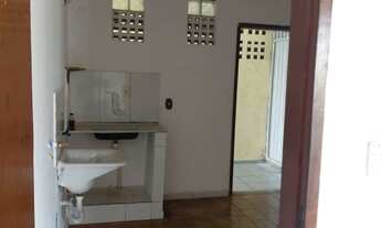 Imagem 3: Aluga-se kitnete em laranjeiras 450,00 fora água e luz