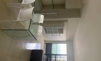 Imagem 4: Apartamento para aluguel possui 60 metros quadrados com 2 quartos mobiliado vista mar