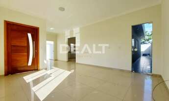 Imagem 2: Casa com 3 dormitórios e quintal amplo á venda no condomínio Real Park em Sumaré