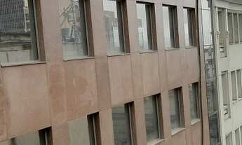 Imagem 4: ALUGO 1 sala comercial REFORMADA no Centro Rua do Rosário- pronta para trabalhar