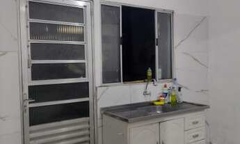 Imagem 4: O imovél possui 4 casas no local para renda 330 mil