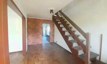 Imagem 3: Casa no Bairro RUBEM BERTA com 230 m², 3 dormitórios, suite, sala de estar, sacada, banhe