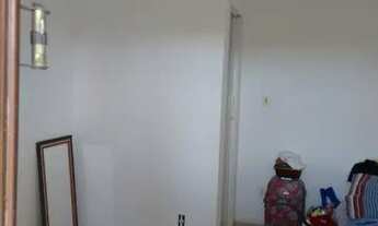 Imagem 5: Alugo casa 2 quartos com garagem Av principal na entrada de jardim tropical