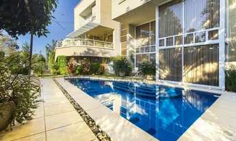 Imagem 2: Casa em condomínio com parque