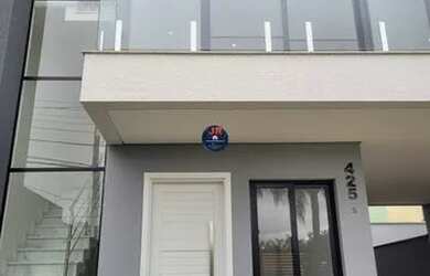 Imagem 3: Sobrado à venda no bairro Uberaba - Curitiba/PR