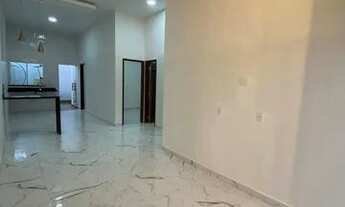 Imagem 5: Parque 10, casa 3 quartos, quintal, fino acabamento, entrega imediata