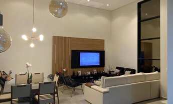 Imagem 2: Casa com 3 suítes, piscina à venda com 229 m² AU e 451m² AT por R$ 2.500.000,00 - Urbanov