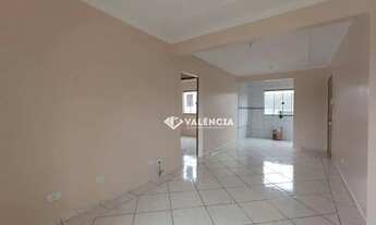 Imagem: Apartamento para Alugar por R$ 700.00 no