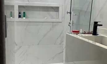 Imagem 2: Sobrado com 2 casas no quintal vagas para 4 carros