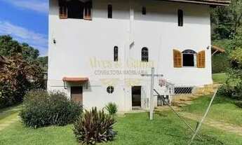 Imagem 4: Casa para venda com 186 metros quadrados com 3 quartos em Golfe - Teresópolis - RJ