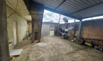 Imagem 2: Vendo Lote com 2 casas de 2 quartos e duas kitnetes..