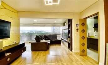 Imagem 3: Apartamento para aluguel e venda possui 192 metros quadrados com 4 quartos