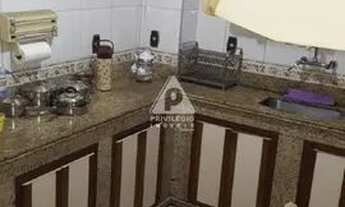 Imagem 7: Casa triplex, 3 quartos/ 2 suítes, vaga em box/ corpo da casa