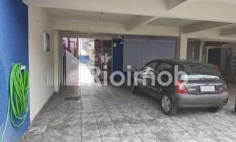 Imagem 2: Cascadura Apartamento com 2 dormitórios