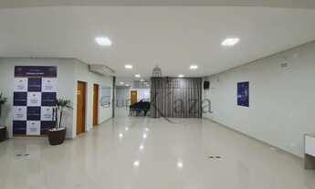 Imagem 7: Ponto comercial no centro 03 salas 06 banheiros 06 vagas