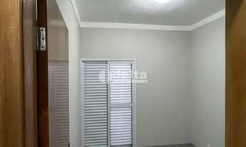 Imagem 6: Casa à venda, 4 quartos, 2 suítes, 2 vagas, Shopping Park - Uberlândia/MG