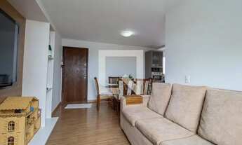 Imagem 2: Apartamento para Aluguel - Capão Raso, 2 Quartos, 70 m2