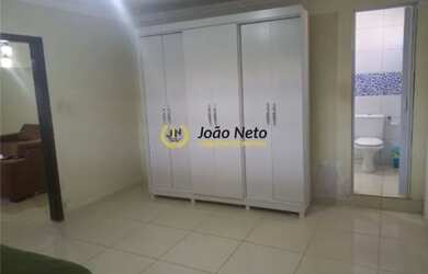 Imagem 7: JN) Casa solta com terreno 360m2, com área de lazer, próx. a Costa Azul