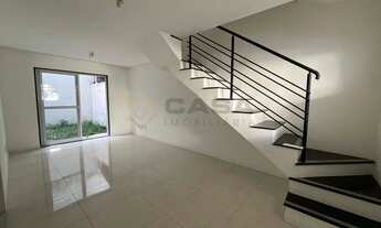 Imagem 2: Aproveite a oportunidade: casa duplex no Serra Centro, perto de tudo que você precisa! YYV