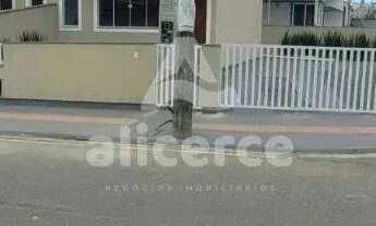 Imagem: Sobrado à venda com 2 quartos, 72m² em