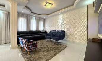 Imagem 3: Casa Térrea de 200m² para Locação com 4 Dormitórios no Bairro Marechal Rondon