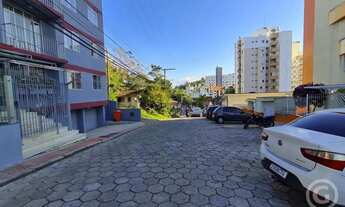 Imagem 4: Apartamento aconchegante com vista ampla no bairro Trindade - Florianópolis