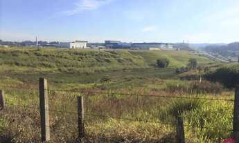 Imagem 2: Área para Venda em Jacareí - Lambari