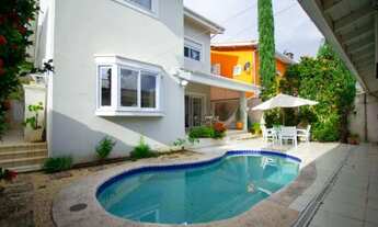 Imagem 2: Casa para alugar em Santana de Parnaíba, Alphaville, com 3 suítes, com 316 m², Residencial