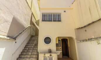 Imagem 6: Sobrado para venda em Parque São Domingos com 3 quartos, sendo 1 suíte , 184m²