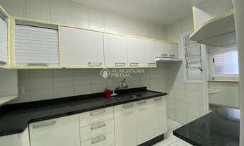 Imagem 2: Auxiliadora Predial aluga, apartamento de 3 dormitorios, sendo uma suite
