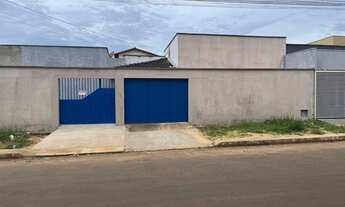 Imagem 2: ALUGO CASA COM 3 QUARTOS SENDO 2 SUITES NA QUADRA 1004 SUL