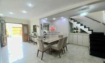 Imagem: Sobrado frontal próximo de metro e comércios