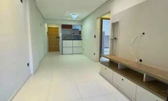 Imagem 4: Apartamento 2 Quartos à Venda na Vila Guilhermina, semi mobiliado