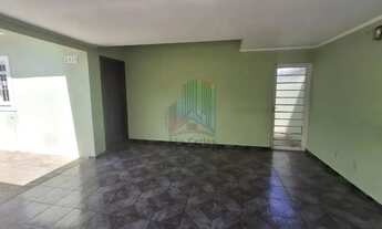 Imagem 2: Excelente sobrado de 3 dormitórios com 1 suíte no bairro Jardim São Carlos